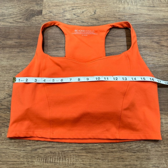 Beyond Yoga powerbeyond intensity racerback cropped tank size XL - Picture 12 of 13